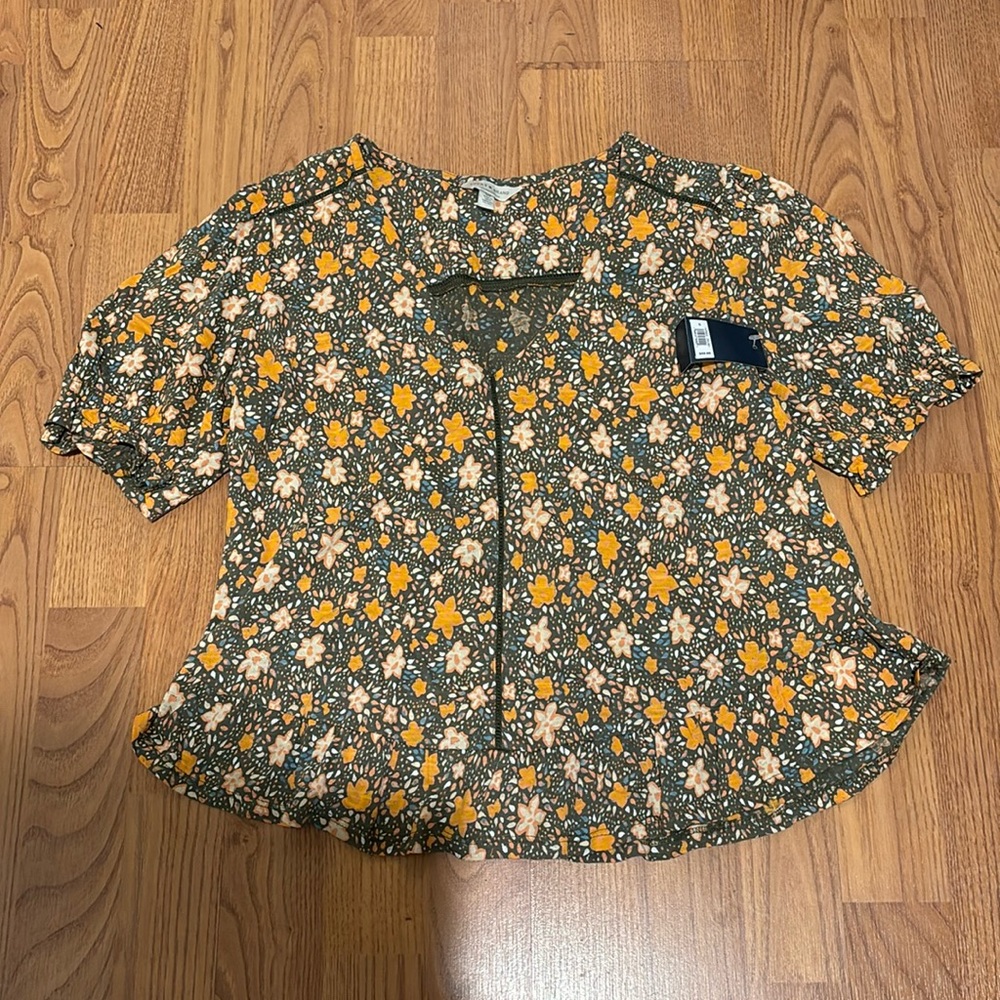 Lucky Brand Abstract Floral Casual Top
